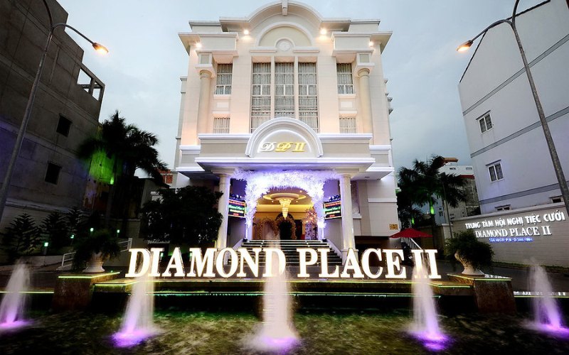 Nhà hàng Diamond Place