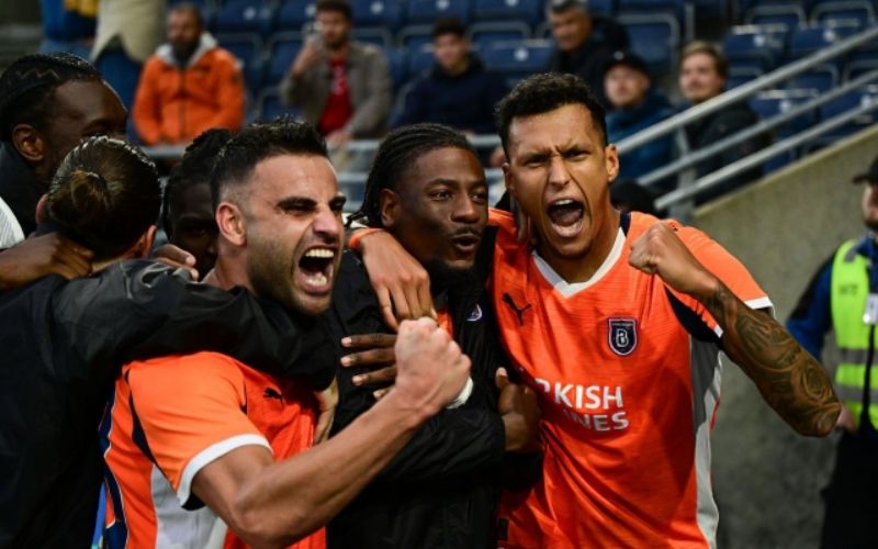 Nhận định hai đội Basaksehir vs Viking