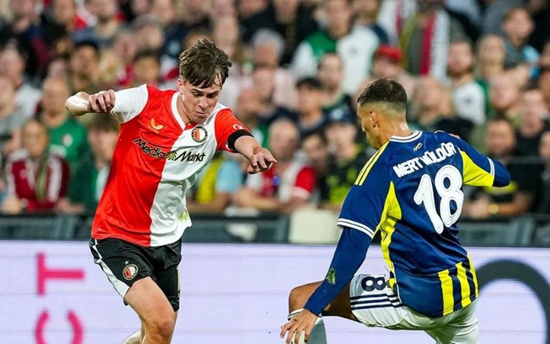 Nhận định hai đội Fenerbahce vs Feyenoord